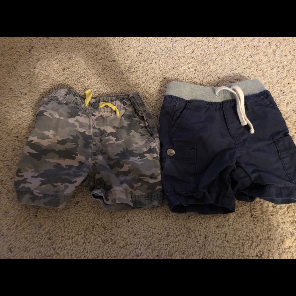 2 pairs of shorts